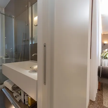 Vivaldi Apartment